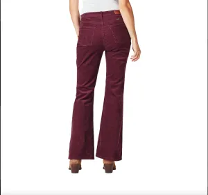 112324319 - Wrangler High Rise Fierce Flare - Wine Tasting